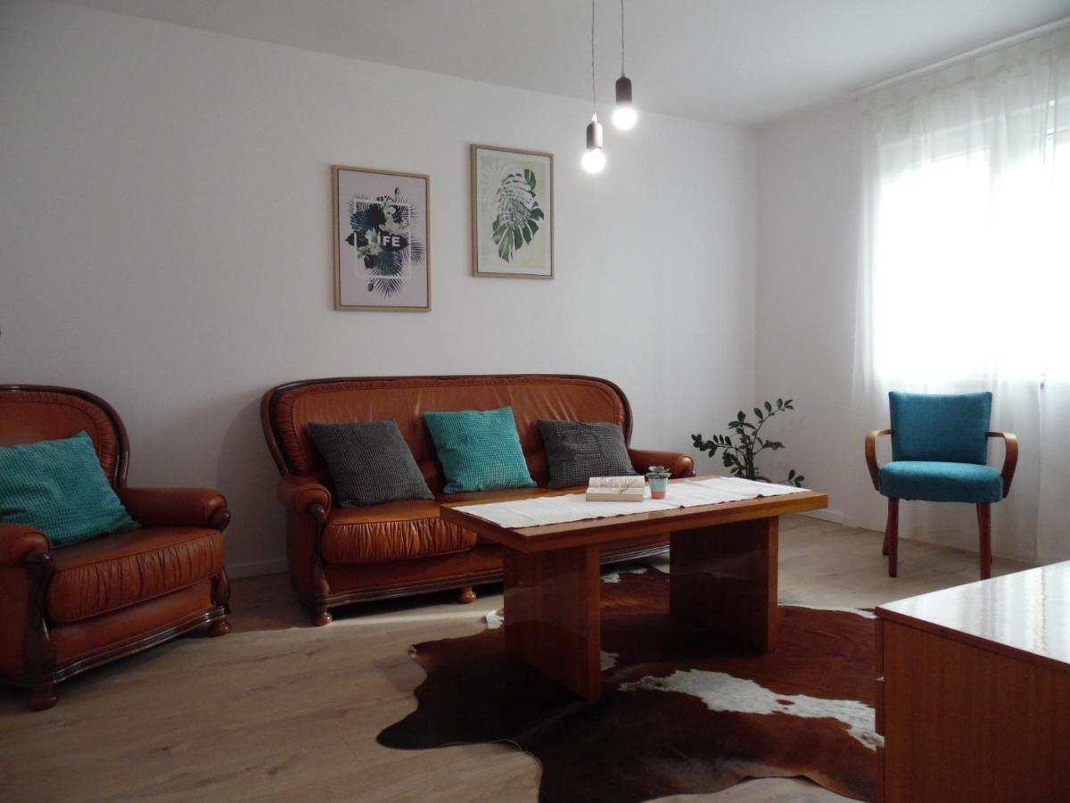 Apartment Lena Pola Esterno foto